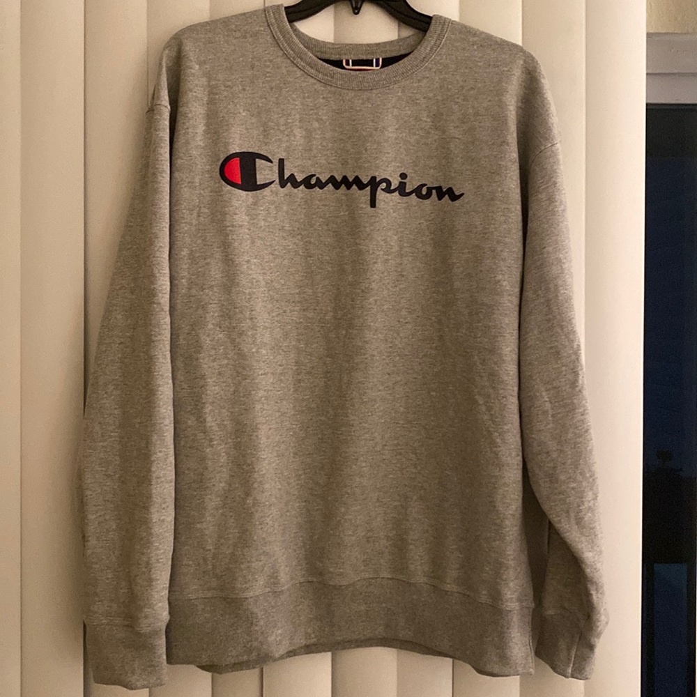Sweatshirt. Gray